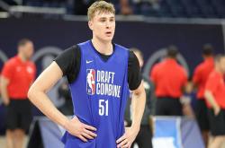 开云官网-福建队横扫独行侠，范弗利特高光表现的简单介绍