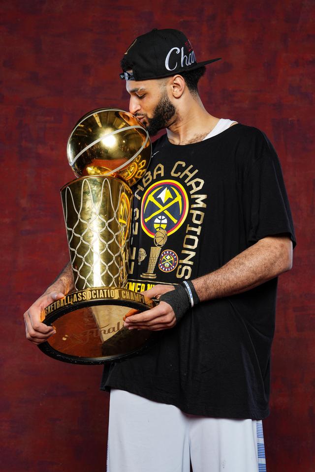 NBA消防员顶奖盛宴，筹备工作如火如荼，篮球冠军奖杯何处寻的简单介绍