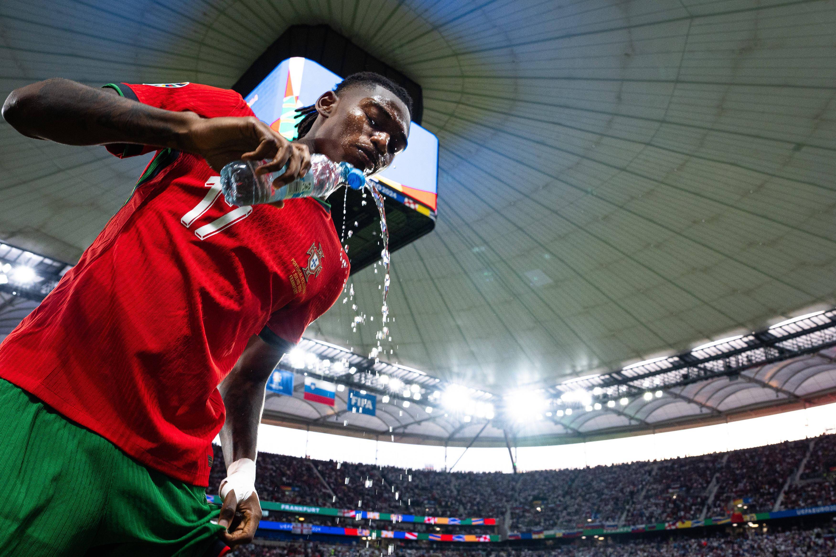 欧洲杯预选赛热度上升，球迷热血沸腾