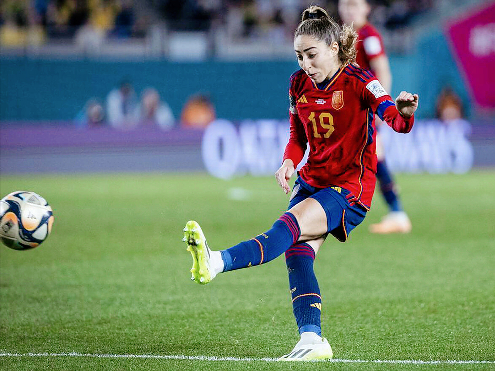 南非女足胜利英格兰，夺得世界锦标赛冠军