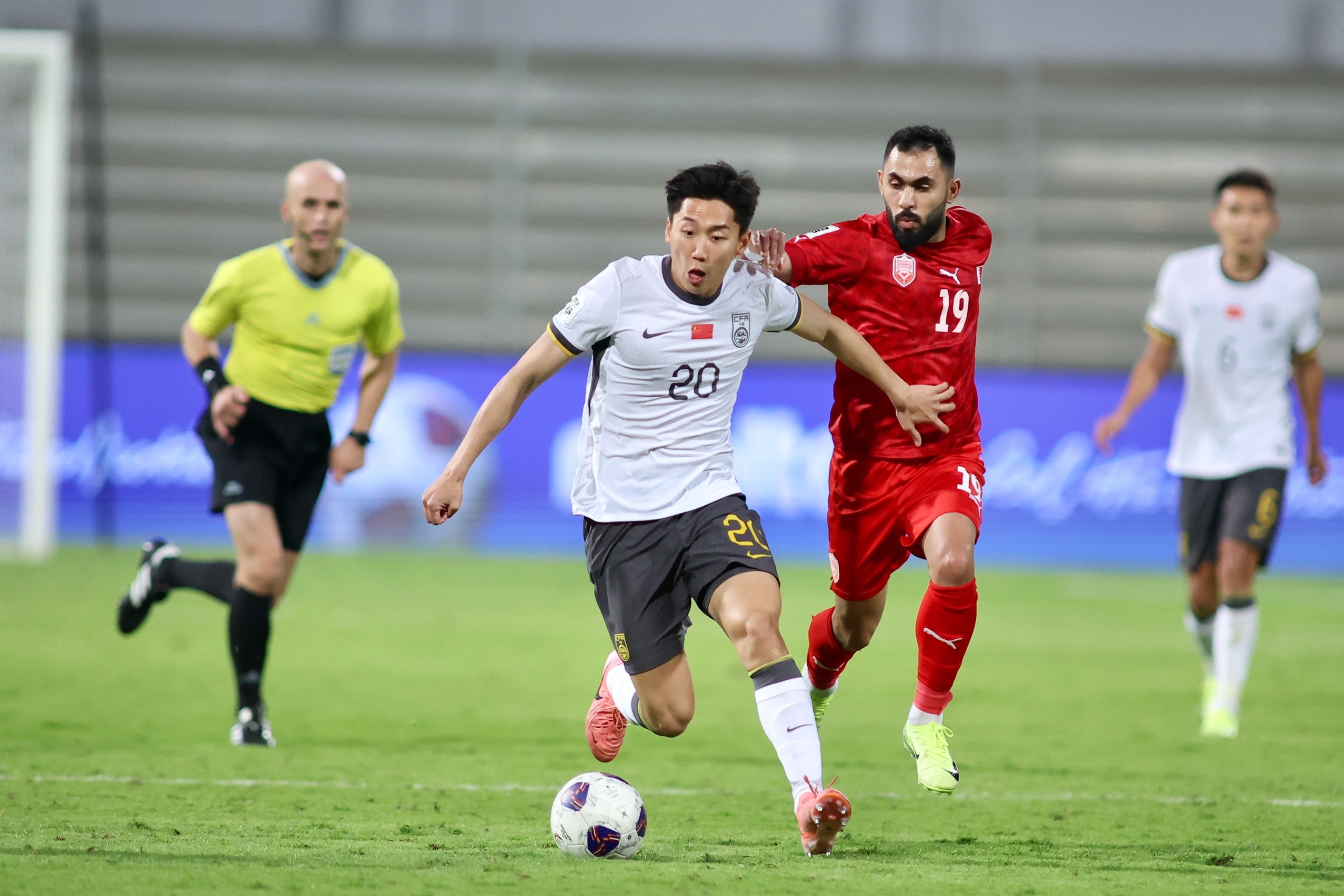 欧洲预选赛中国脚表现出色，逐鹿胜利