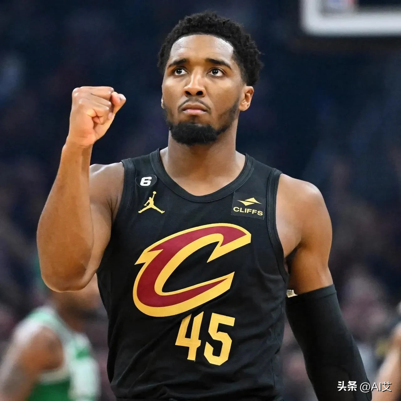 包含马刺翻盘猛龙,米切尔高光表现的词条 包含马刺翻盘猛龙,米切尔高光表现的词条